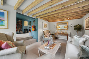 Sitting room- click for photo gallery